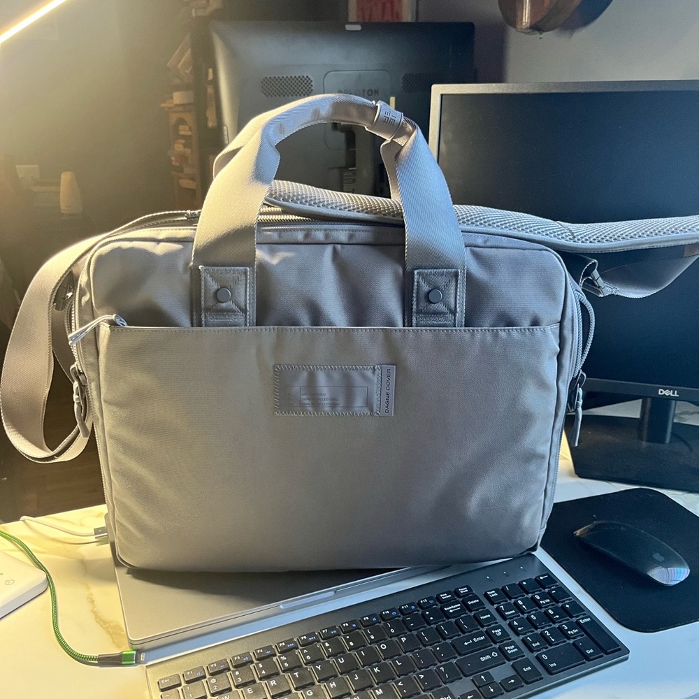 NWT Dagne Dover Berlin Travel Brief